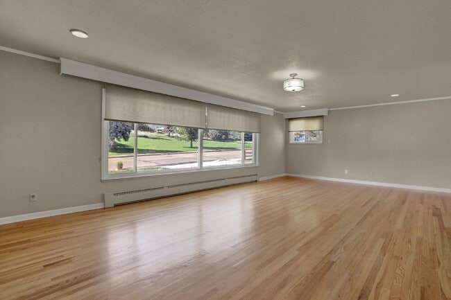 Photo - 1102 Skyway Blvd
