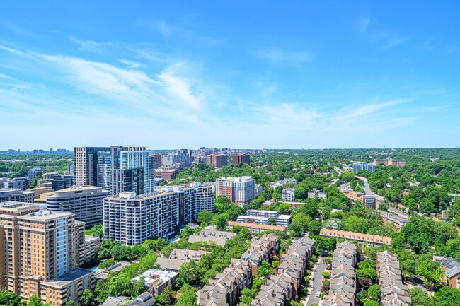 Rosslyn Towers