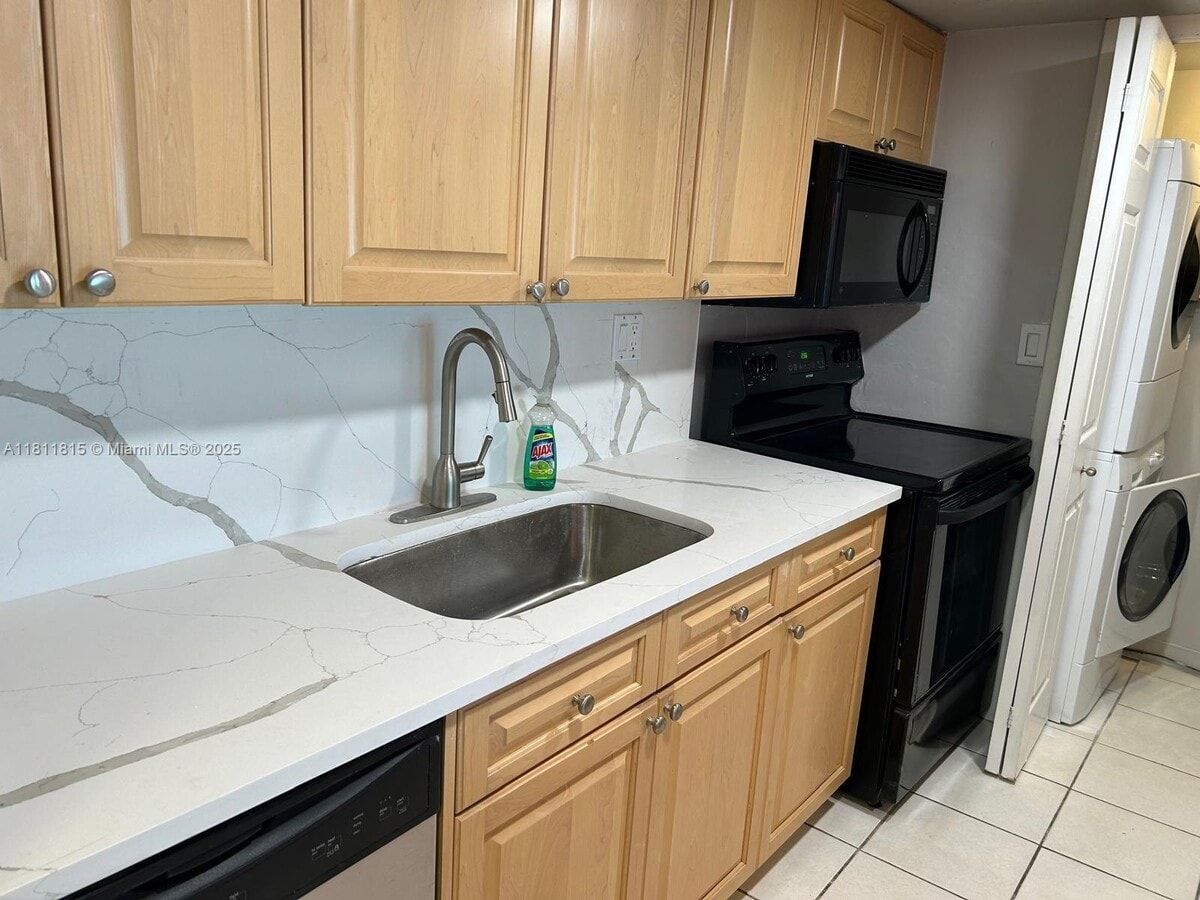 Photo - 120 Lakeview Dr Condo