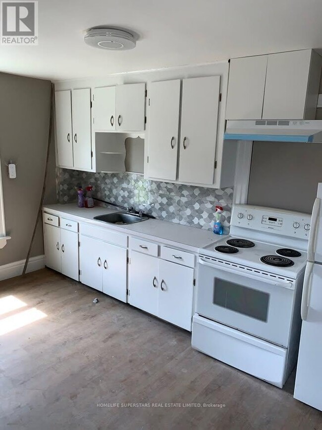 Photo - 138 Hellems Ave Unit #3