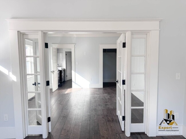 Photo - 400 Pleasant St