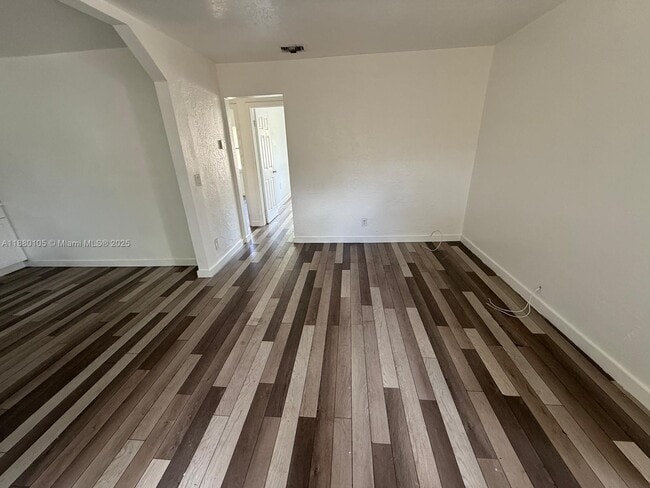 Photo - 2813 Dewey St Unit A