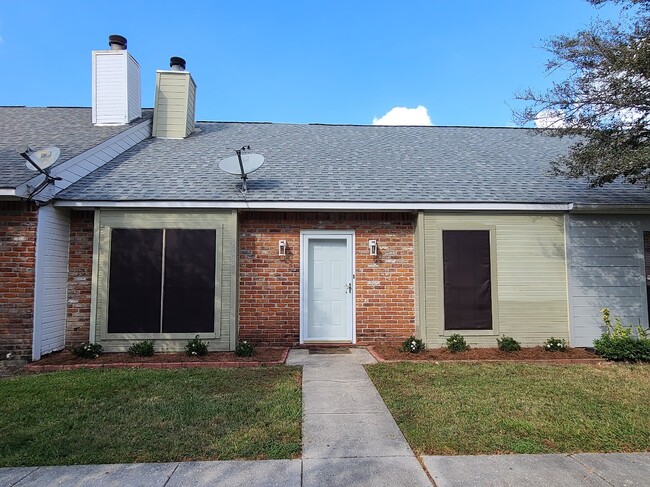 Front Entrance - 12435 Coursey Blvd Townhome