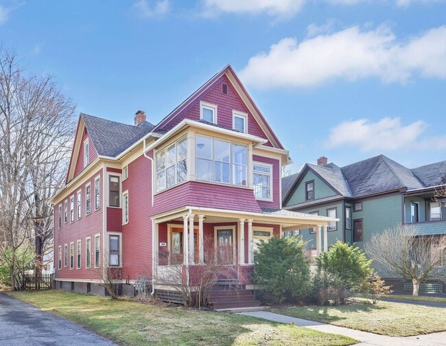 Photo - 65 Firglade Ave Unit 65 Firglade Avenue,  2