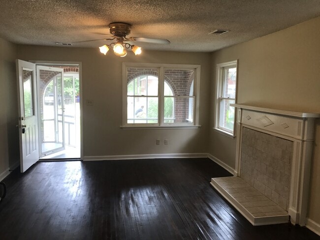 Photo - ***UPCOMING**3 Bedroom / 1 Bathroom Home for Rent in Columbus, GA***