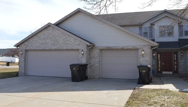 Building Photo - 397 Country Clover Dr Rental