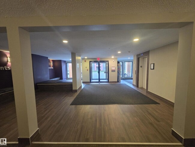 340 Windermere Rd NW