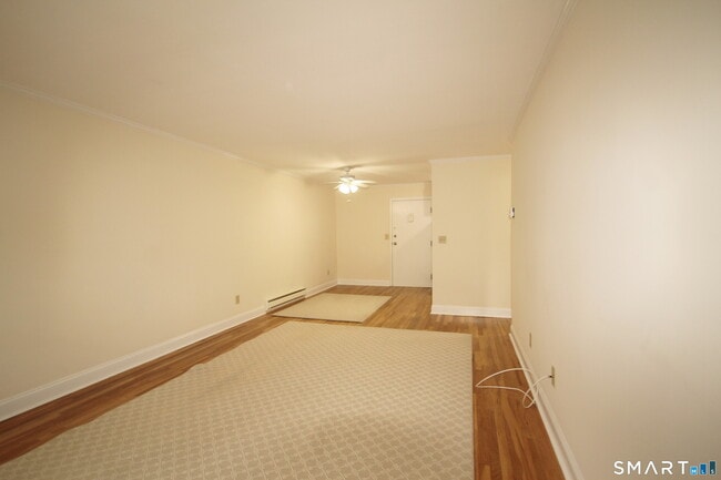 Photo - 637 Cove Rd Unit A8