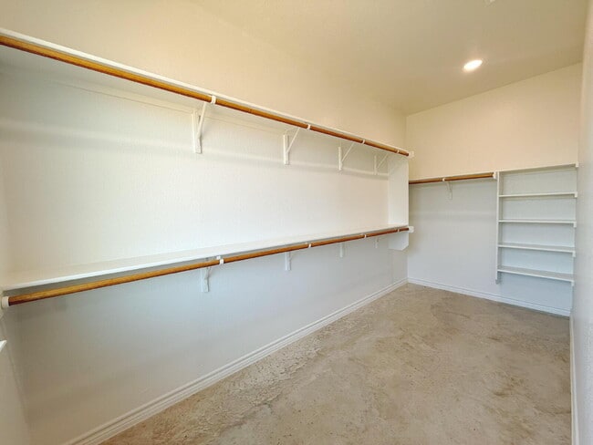 Photo - 207 Riptide Dr Unit B