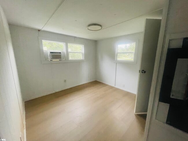 Photo - 1416 Peach Orchard Rd
