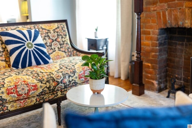 Photo - 522 N 8th St