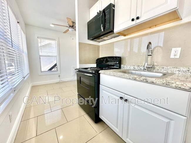 Photo - 503 N Ridgewood Ave