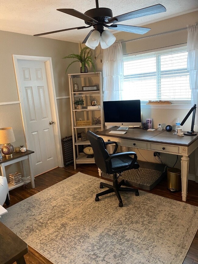 Photo - 16107 Tibet Rd