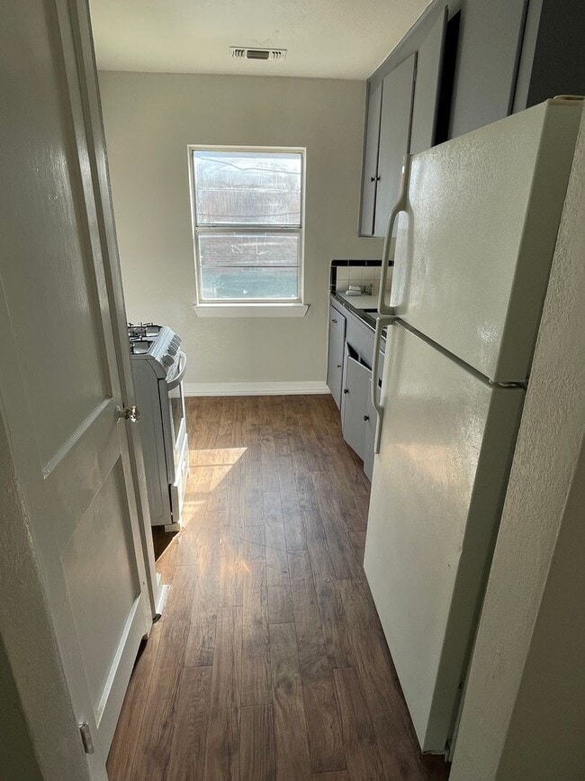 Photo - 1 BEDROOM DUPLEX BY TWU