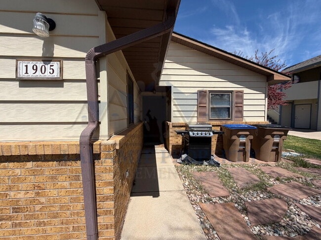 Photo - 1905 Alsop Ln