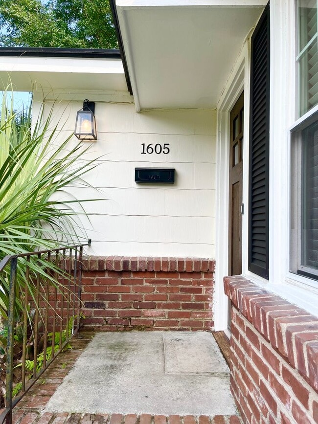 Photo - Two Bed, One Bath Home near Daffin Park