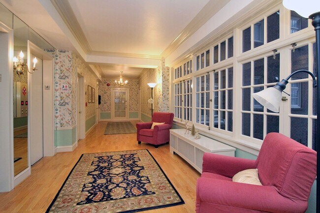 Photo - 1209 SW 6th Ave