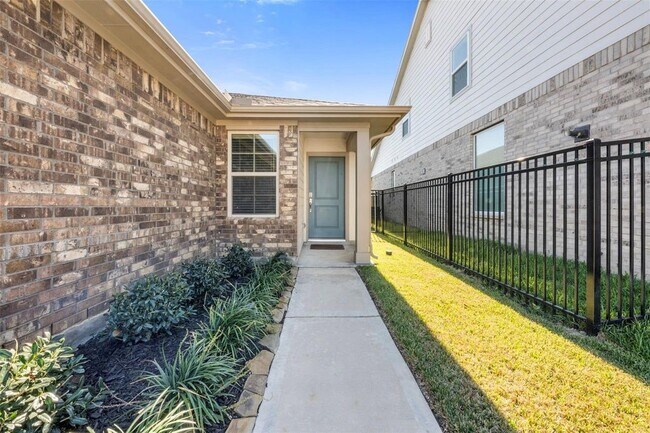 Photo - 27107 Blue Pool Dr