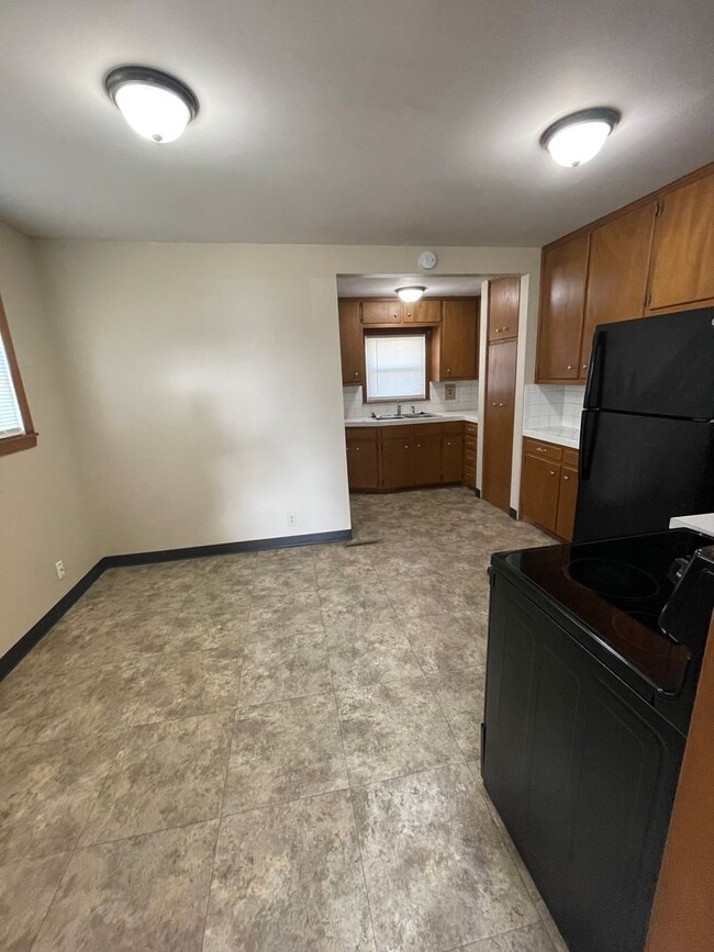 Photo - 2 Bedroom, 1 Bathroom House