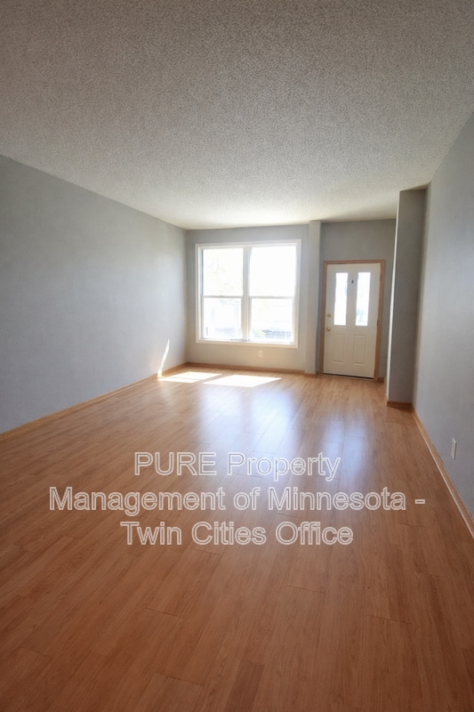 Building Photo - 4553 Victor Path