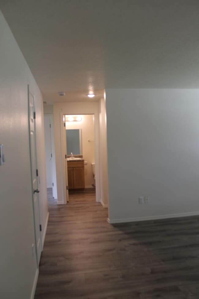 Photo - 3 Bed 2 Bath Hillsboro Ranch