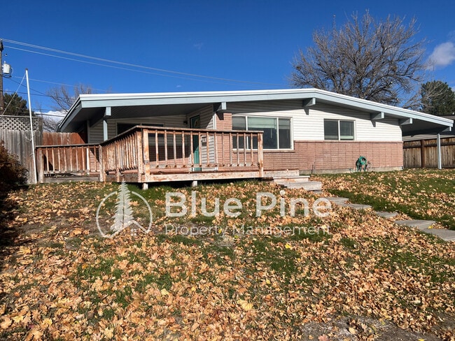 Photo - 1861 Gallup St