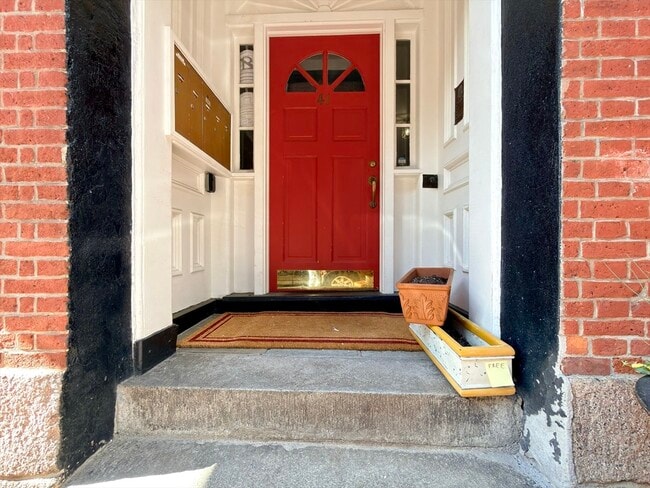 Photo - 41 Pinckney St Unit B
