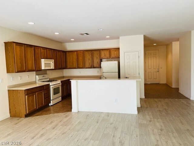 Photo - 2103 Sawtooth Mountain Dr