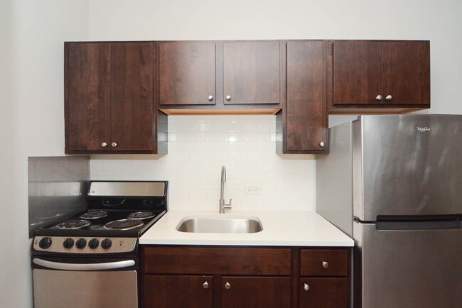 Photo - 1627 N Humboldt Blvd Unidad G4