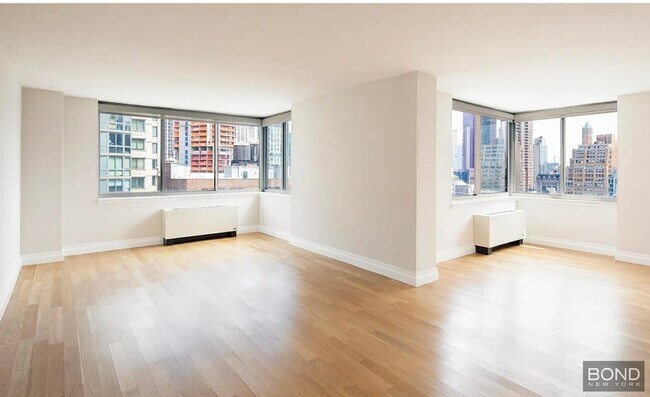 Building Photo - 776 Sixth Avenue Rental