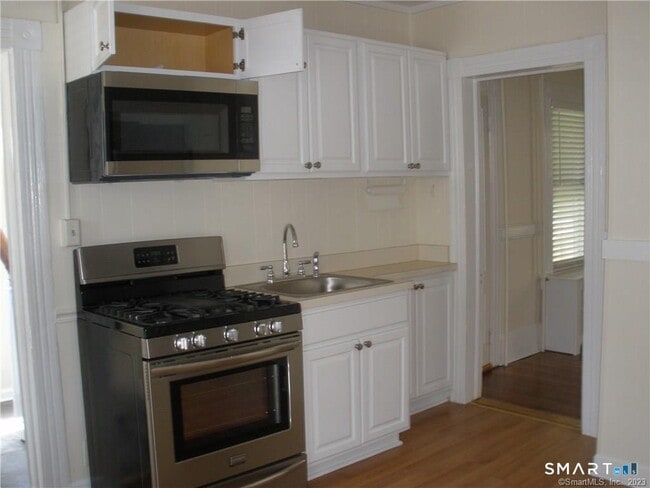 803 Cove Rd Unit 1