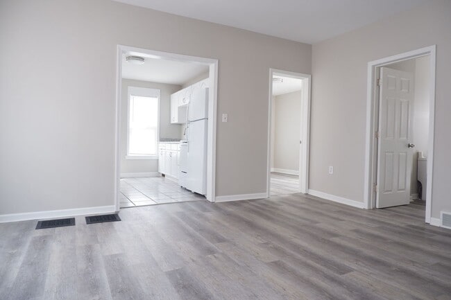 Photo - Must see two bedroom Apartment in bustling... Unidad 1