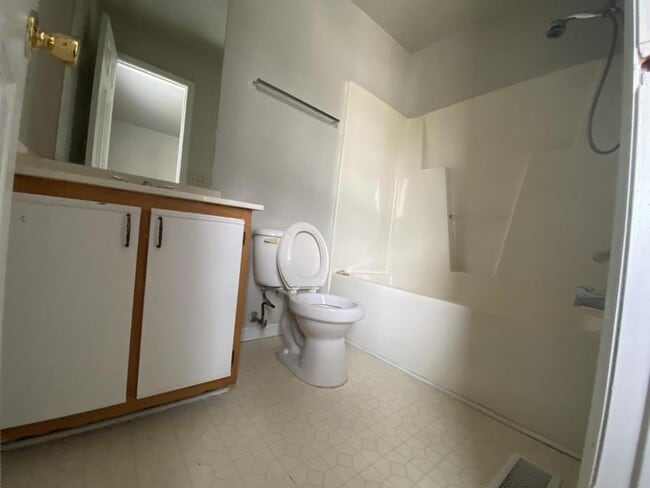 Photo - 314 Ardale Dr