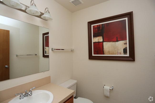 Baño - Aberdeen Proving Ground on Post Housing