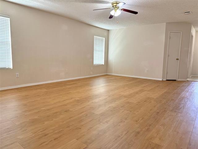 Photo - 932 White Dove Dr