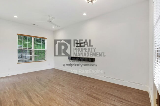 Photo - 1006 Chisolm Trail