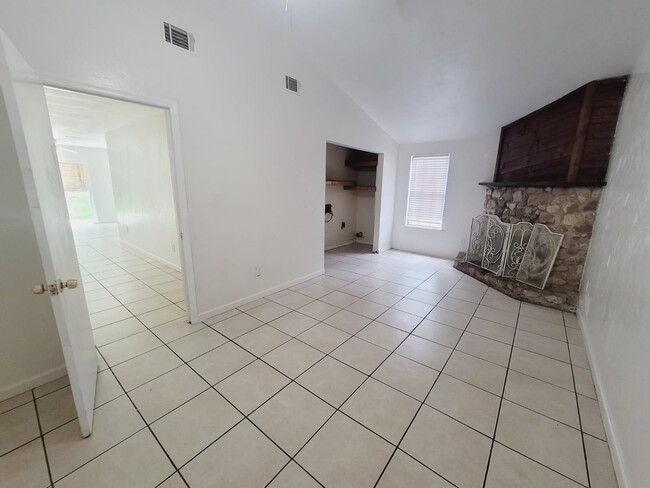 Photo - 3209 Hester Dr
