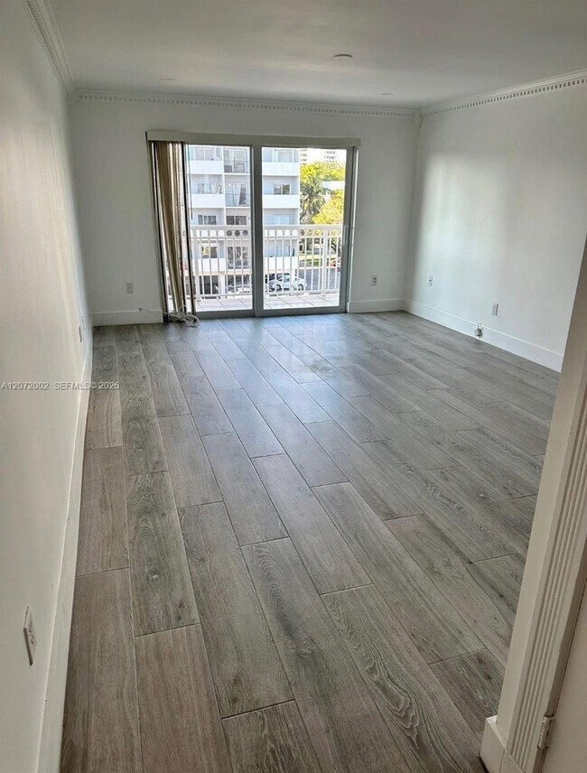 Photo - 3601 NE 170th St Unit 409