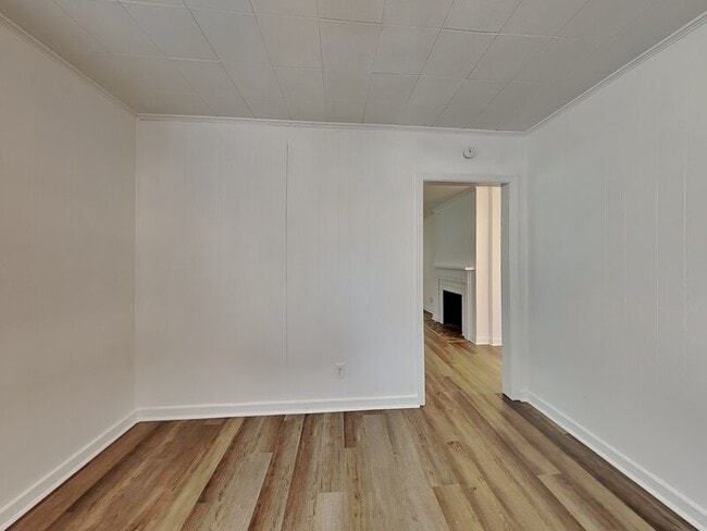 Photo - 340 Woodward Rd