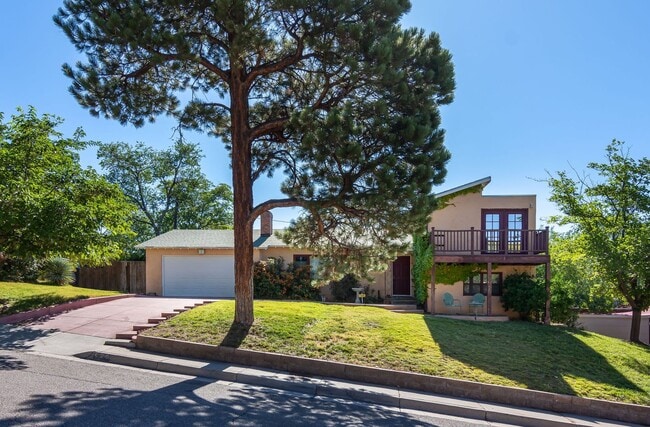 Photo - SPRUCE PARK CLASSIC 3/BD 2/BA 2/STORY 2/CG