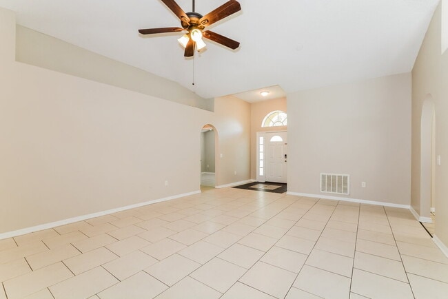 5070 Silver Thistle Ln