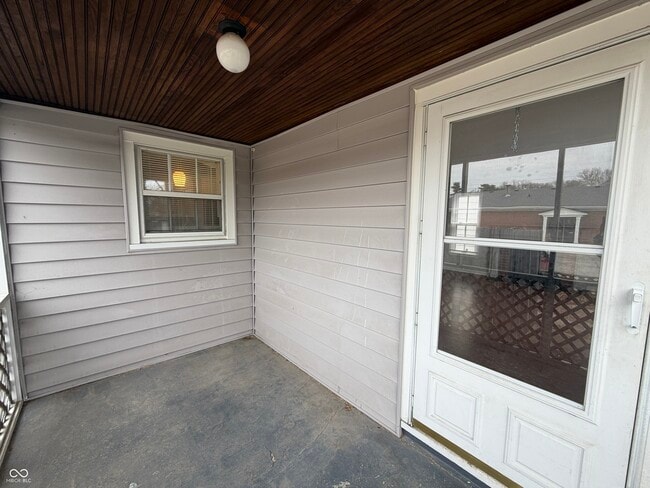 Photo - 6191 Crittenden Ave