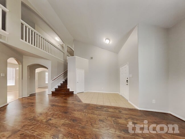 Photo - 21526 Lovis Way