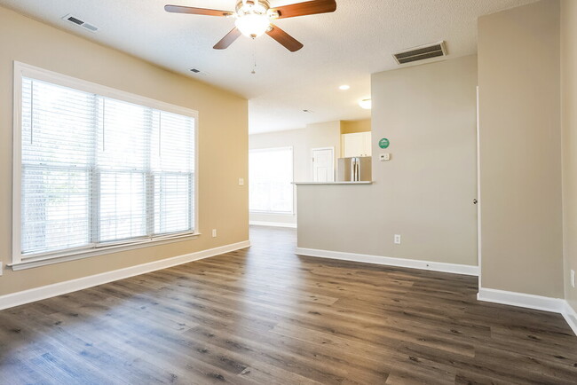 Photo - 1940 Shadow Glen Dr