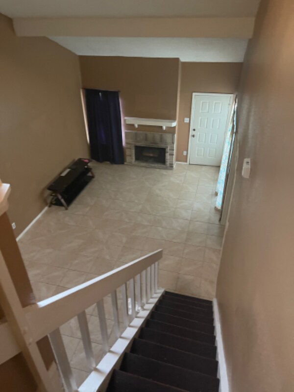 12212 Copper Tree Pvt Ln Townhome For Rent in Houston, TX