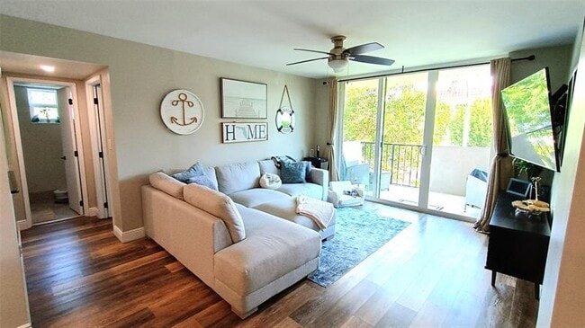 Photo - 777 S Federal Hwy Unit RP216