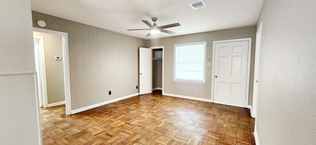Photo - 113 Laurel St