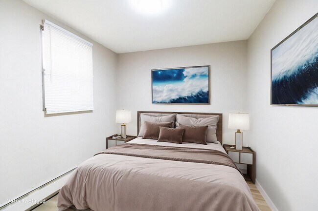 Photo - Elmwood Manor Apartments