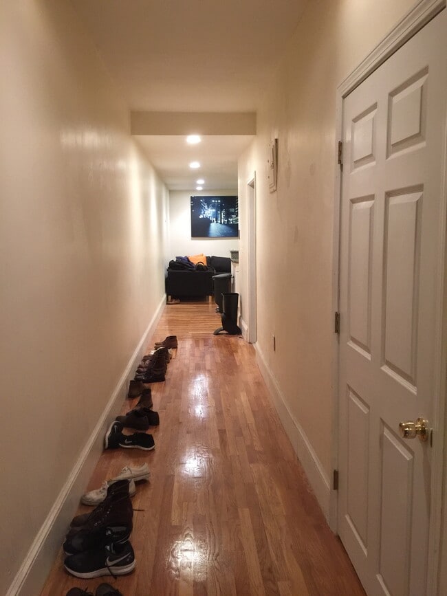 Photo - 324 Saint Paul St Unit 4