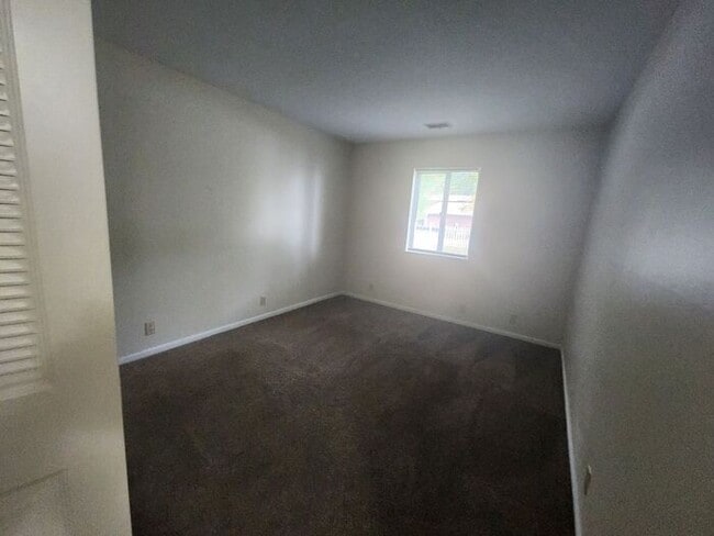 Photo - 2 Bedroom Apartment Across from Baesler's